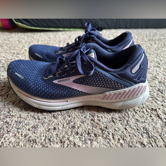 Brooks Adrenaline GTS 22 Women Navy Pink Running Shoes Size 9.5 Medium B - Picture 3 of 8